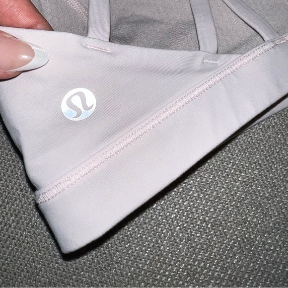 Lululemon 🍋 Free To Be Serene Bra Size 6 - Picture 5 of 10